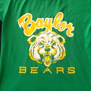 Vintage '80s green Baylor Bears tshirt. Size M